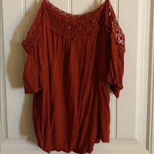 Flowy cold shoulder blouse XXL